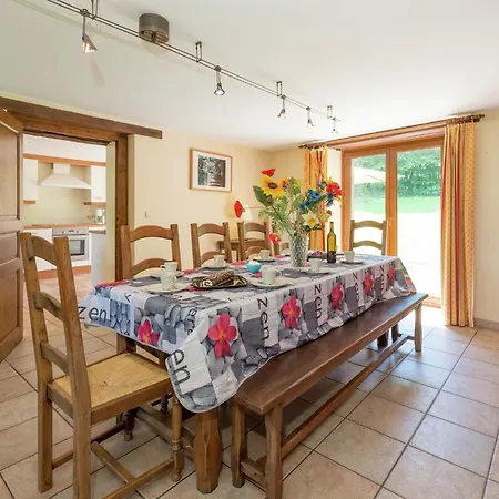 Rustic In Jevigne Vakantiehuis